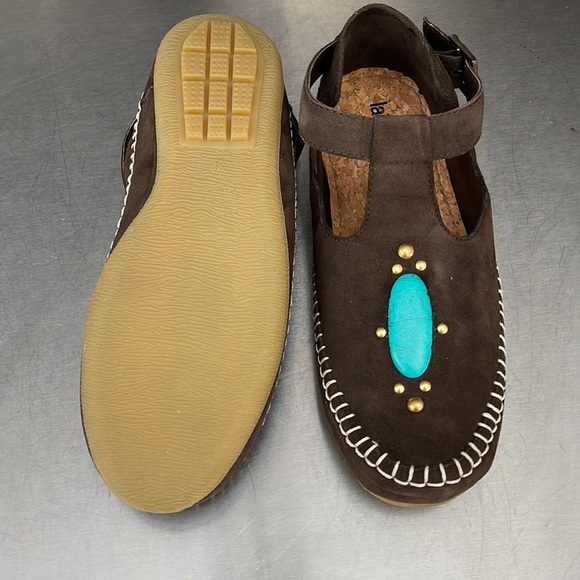 LaidbackLondon hand made “wandering wonder Mary Janes” New in box from Sundance. - Picture 8 of 8